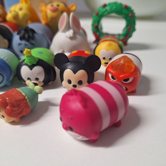 Disney Tsum Tsum Mini Figures Mickey Minnie Alice Chip Dale Mixed Holidays - Picture 3 of 9